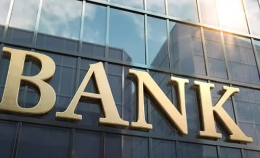 Lần đầu tiên 4 ngân hàng lớn nhất Việt Nam đều có tổng tài sản vượt 2 triệu tỷ, hai nhà băng tư nhân sắp chạm mốc lịch sử
