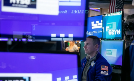 Chứng khoán Phố Wall đi lên nhờ sự lạc quan vào AI