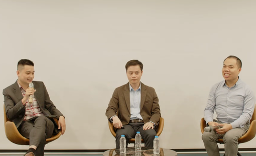 "Thị trường chứng khoán có thể trong đợt sóng đầu tiên"