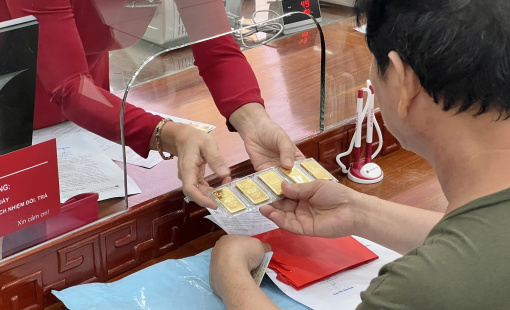 Chưa ngừng tăng, vàng SJC vượt 96 triệu đồng mỗi lượng