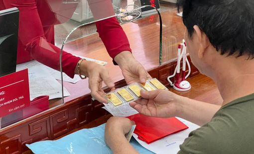 Chưa ngừng tăng, vàng SJC vượt 96 triệu đồng mỗi lượng