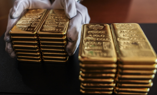 Giá vàng thế giới giữ ngưỡng kháng cự 3.000 USD/ounce