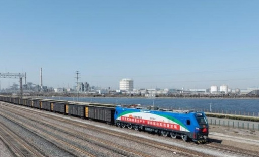 Trung Quốc lại khiến thế giới phải nể phục: Tung ra 3 công nghệ lần đầu tiên được áp dụng trên thế giới trong lĩnh vực vận tải đường sắt