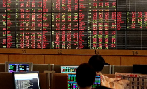 Chứng khoán châu Á biến động trái chiều giữa bất ổn thuế quan