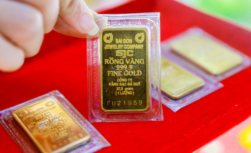 Giá vàng SJC lại "nhảy vọt" lên mốc 98 triệu đồng/lượng