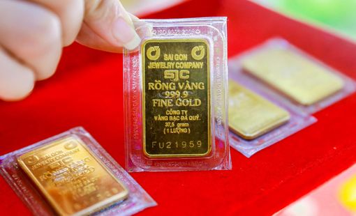 Giá vàng SJC lại "nhảy vọt" lên mốc 98 triệu đồng/lượng