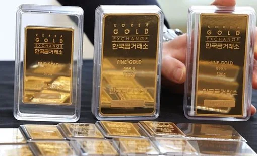 Áp lực thuế quan đẩy giá vàng đi xuống