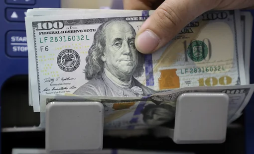 Giá USD ngân hàng tăng trở lại, giá vàng SJC "hạ nhiệt"