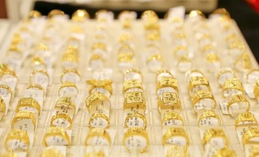 Giá vàng chinh phục mốc 3.500 USD/ounce