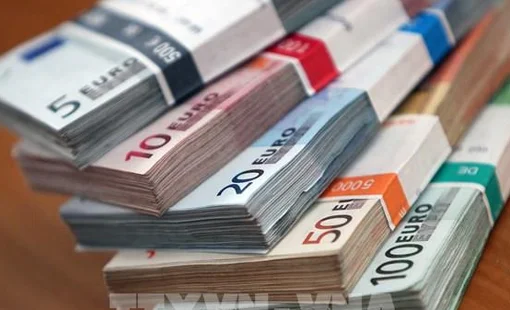 Đồng euro tăng mạnh sau thuế quan Mỹ, lợi nhuận doanh nghiệp châu Âu lao dốc