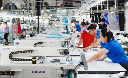 Thuế đối ứng có khiến doanh nghiệp xuất khẩu “việt vị” với kế hoạch kinh doanh năm 2025?
