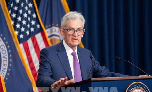 Fed vẫn duy trì chính sách tiền tệ thận trọng