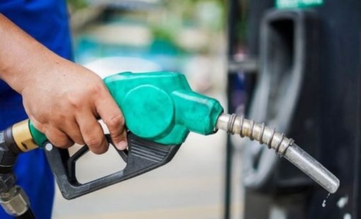 Giá xăng vượt 19.500 đồng/lít từ 15 giờ chiều nay
