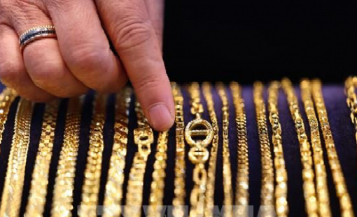 Đồng USD suy yếu, giá vàng thế giới tăng hơn 1%