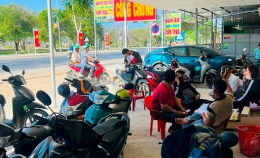 Giới đầu tư bất động sản tìm về vùng ven TP.HCM “săn” đất nền