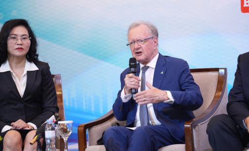 Giáo sư Harvard: Các ngân hàng ở Việt Nam thường tương đồng về dịch vụ và định vị