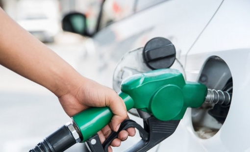 Giá xăng, dầu đồng loạt giảm sau kỳ nghỉ lễ