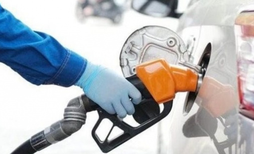 Giá xăng lên sát 20.000 đồng/lít từ 15 giờ chiều nay