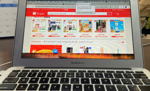 Từ 1/7: Bán hàng online bị khấu trừ thuế tự động, ai phải nộp, ai được miễn?