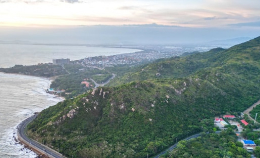 Tổng Bí thư chỉ đạo đẩy nhanh các dự án cao tốc tại tỉnh rộng nhất Việt Nam