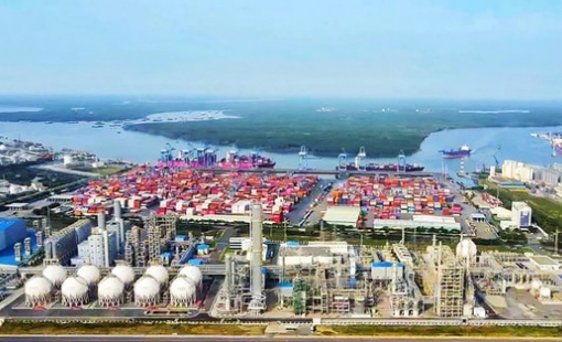 Thủ tướng chỉ đạo khẩn trương triển khai xây dựng cảng biển 50.000 tỷ đồng