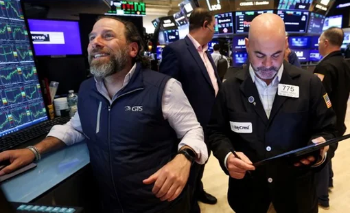 S&P 500, Nasdaq lập đỉnh mọi thời đại, chứng khoán Mỹ tăng vọt vượt mọi nỗi lo về thương mại