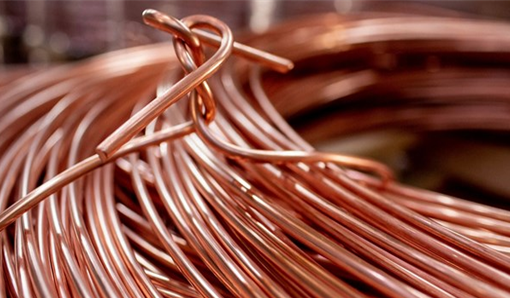 Mỹ đánh thuế nhập khẩu 50% đối với đồng từ ngày 1/8