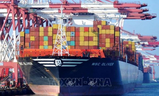 Xuất khẩu của Trung Quốc có thể khởi sắc trước thời hạn Mỹ tái áp thuế