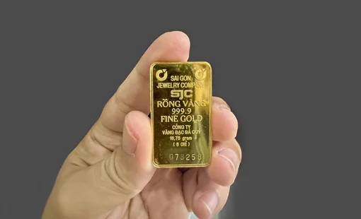 Giá vàng SJC tăng vượt 121 triệu đồng/lượng