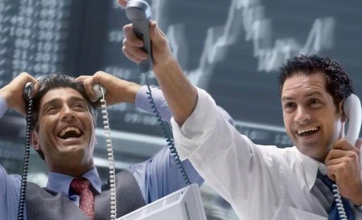 Khối ngoại bất ngờ "quay xe" mua ròng 940 tỷ đồng trong phiên VN-Index bứt phá, cổ phiếu nào được gom mạnh nhất?