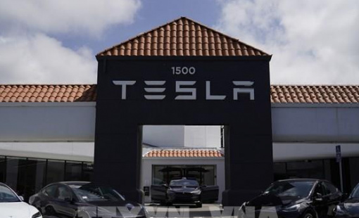 Đế chế xe điện lung lay, Tesla đối mặt với khủng hoảng nhận diện