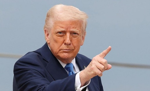 Mỹ công bố áp thuế 25-40% với nhiều nước