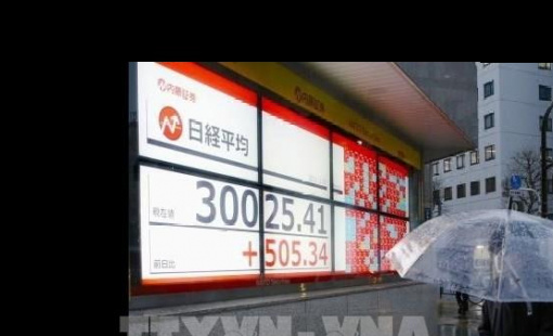 Kỳ vọng Fed hạ lãi suất giúp chứng khoán Nhật Bản lập kỷ lục mới