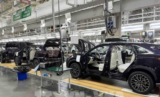 IMF nâng dự báo tăng trưởng kinh tế Trung Quốc năm 2025 lên 4,8%