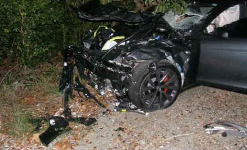 Tesla phải bồi thường 243 triệu USD trong vụ tai nạn tại Florida