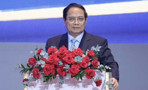 Thủ tướng chỉ rõ những lợi ích chiến lược và toàn diện khi xây dựng thành công Trung tâm tài chính quốc tế