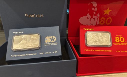 Miếng bạc 50 năm Giải phóng miền Nam của Phú Quý bất ngờ “sốt” trở lại sau 4 tháng mở bán