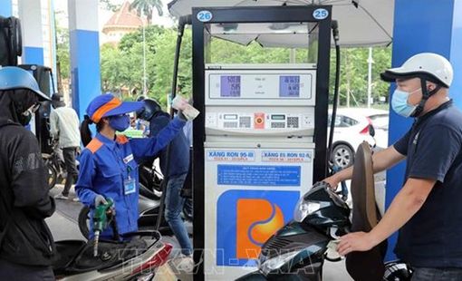 Giá xăng và dầu đồng loạt tăng từ chiều 28/8