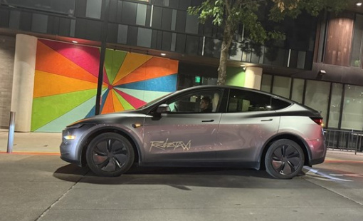 Cổ đông kiện Tesla và Elon Musk với cáo buộc gian lận thông tin