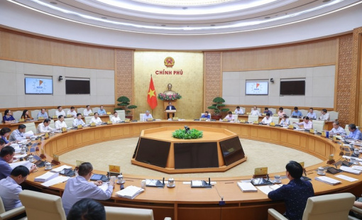 Quyết liệt bình ổn thị trường vàng, tái cơ cấu SCB trước 15/9