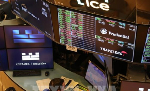 Thị trường chứng khoán Mỹ lập mức cao kỷ lục mới trước khả năng Fed cắt giảm lãi suất