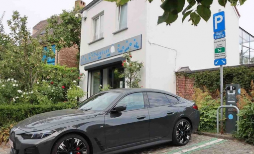 Ngành ôtô châu Âu muốn hoãn cấm xe xăng do khó khăn chuyển đổi