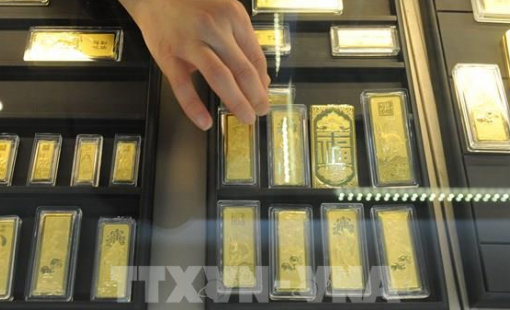 Giá vàng đi ngang khi thị trường chờ quyết định lãi suất của Fed