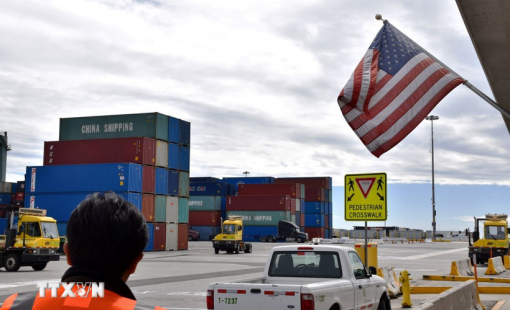 Tổng thống Mỹ cân nhắc điều chỉnh thỏa thuận thương mại với Anh