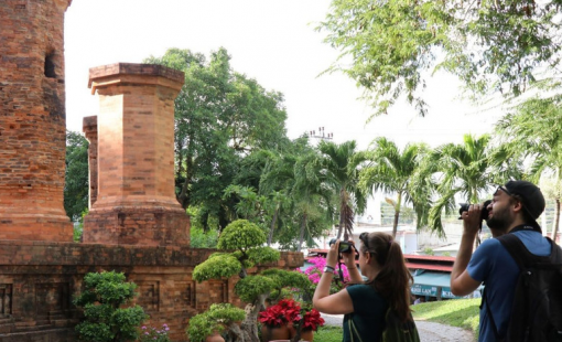 Việt Nam vươn lên top 5 các nước thu hút khách du lịch Nga