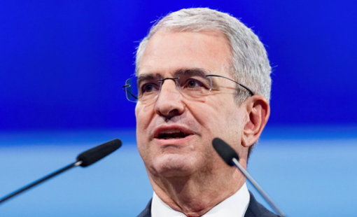 Nóng: CEO Nestlé bị sa thải không bồi thường vì quan hệ tình cảm bí mật với cấp dưới