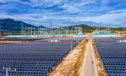 Điện Mặt Trời Trung Nam lãi cao nhất 4 năm, sạch nợ vay ngân hàng