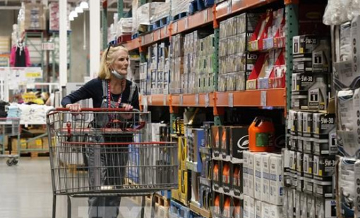 Moody's cảnh báo kinh tế Mỹ trên bờ vực suy thoái vào cuối năm