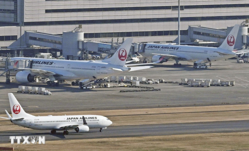 Hãng hàng không Nhật Bản JAL gặp bê bối phi công uống rượu gây hoãn chuyến