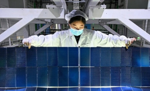 Khủng hoảng ngành điện mặt trời tại Trung Quốc: Lỗ 40 tỷ USD, sa thải 87.000 lao động, chính phủ phải can thiệp